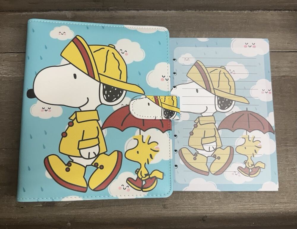 Snoopy A5 Binder with Matching Stationery paper
